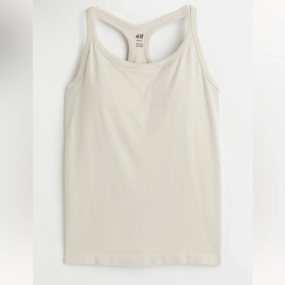 NWOT H&M Seamless Top with Sports Bra | Size L - Picture 2 of 4